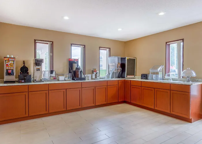 6 Litchfield, Il