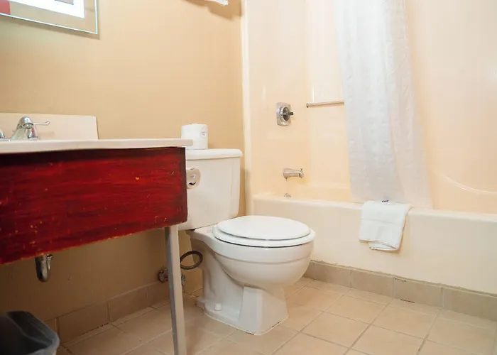 6 Litchfield, Il Hotel 4*